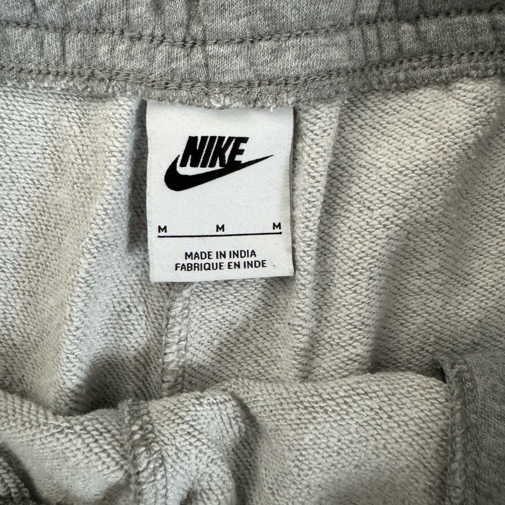 Men’s Light Gray Nike Joggers - Picture 4 of 4